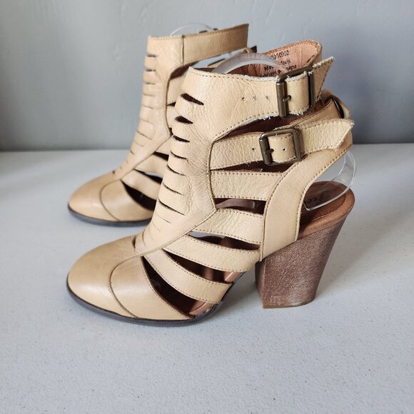 Free People Bootie "EUC" - Picture 4 of 16